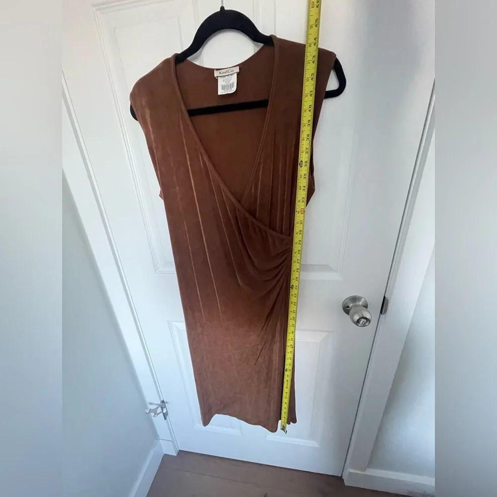 Kim&Co stretchy Elegant Brown Wrap Dress - Picture 6 of 9